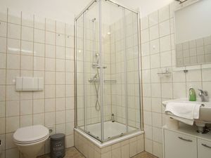 23956674-Ferienwohnung-4-Binz (Ostseebad)-300x225-5