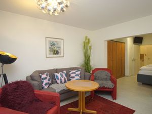 23956675-Ferienwohnung-4-Binz (Ostseebad)-300x225-3