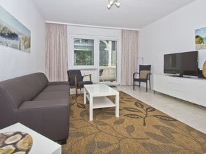 23956695-Ferienwohnung-4-Binz (Ostseebad)-300x225-2