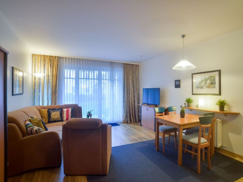 24026796-Ferienwohnung-4-Binz (Ostseebad)-800x600-0