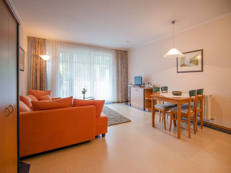 24026772-Ferienwohnung-4-Binz (Ostseebad)-800x600-0