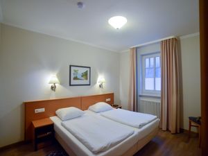 24026833-Ferienwohnung-4-Binz (Ostseebad)-300x225-2