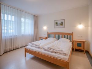 24026858-Ferienwohnung-6-Binz (Ostseebad)-300x225-3