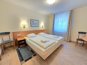 24026914-Ferienwohnung-4-Binz (Ostseebad)-300x225-2