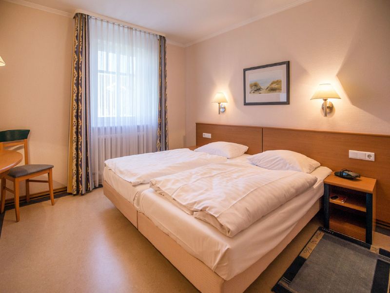 24026878-Ferienwohnung-4-Binz (Ostseebad)-800x600-2