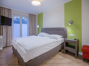 24026921-Ferienwohnung-4-Binz (Ostseebad)-300x225-2