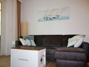 24026919-Ferienwohnung-6-Binz (Ostseebad)-300x225-3