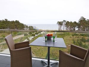 24044519-Ferienwohnung-4-Binz (Ostseebad)-300x225-0