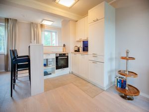 24044514-Ferienwohnung-4-Binz (Ostseebad)-300x225-5