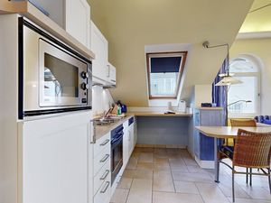 18585558-Ferienwohnung-4-Binz (Ostseebad)-300x225-4