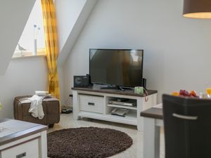 23552599-Ferienwohnung-3-Binz (Ostseebad)-300x225-3