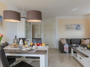 23552599-Ferienwohnung-3-Binz (Ostseebad)-300x225-5