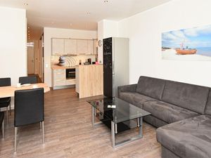 23680958-Ferienwohnung-4-Binz (Ostseebad)-300x225-2