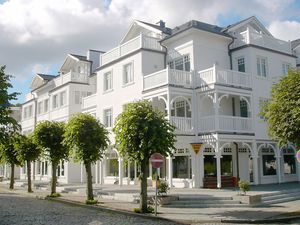 23956697-Ferienwohnung-4-Binz (Ostseebad)-300x225-0