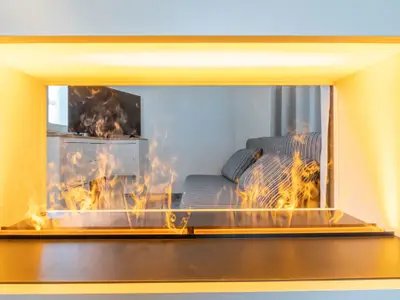 Kamin-/Ofen