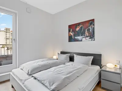 Schlafzimmer mit Doppelbett