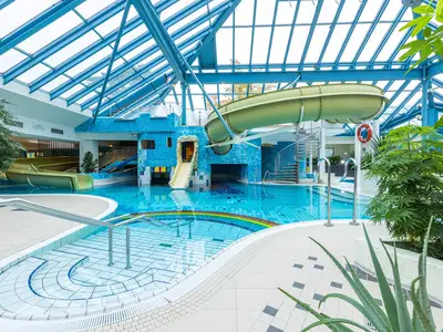 PoolOfHouse