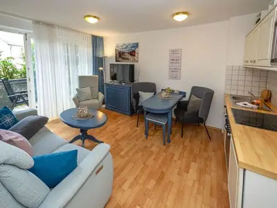 Ferienwohnung für 2 Personen (32 m²) in Binz (Ostseebad) 1/10