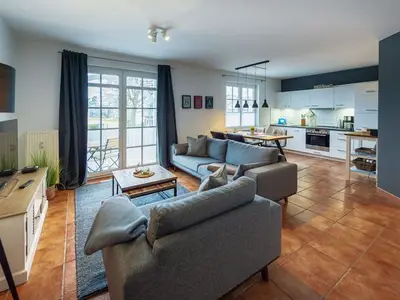 Ferienwohnung für 2 Personen (48 m²) in Binz (Ostseebad) 1/10