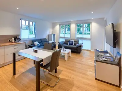 Ferienwohnung für 2 Personen (57 m²) in Binz (Ostseebad) 1/10