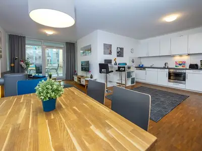 Ferienwohnung für 4 Personen (72 m²) in Binz (Ostseebad) 1/10