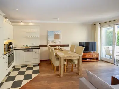 Ferienwohnung für 4 Personen (63 m²) in Binz (Ostseebad) 1/10