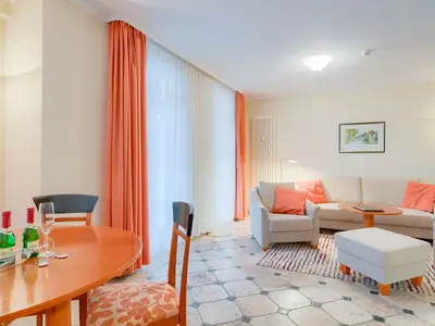 Ferienwohnung für 5 Personen (82 m²) in Binz (Ostseebad) 2/10