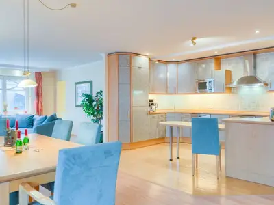 Ferienwohnung für 6 Personen (130 m²) in Binz (Ostseebad) 4/10