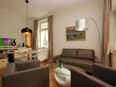 Ferienwohnung für 2 Personen (49 m²) in Binz (Ostseebad) 1/10