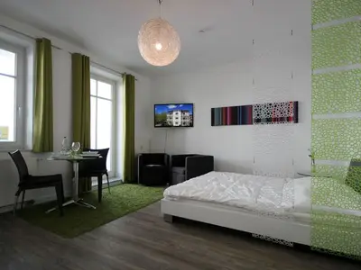 Ferienwohnung für 2 Personen (36 m²) in Binz (Ostseebad) 1/10