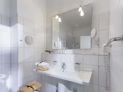Ferienwohnung für 6 Personen (101 m²) in Binz (Ostseebad) 6/10