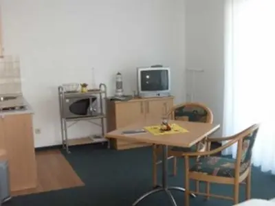 Ferienwohnung für 2 Personen (30 m²) in Binz (Ostseebad) 4/5