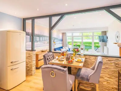 Ferienwohnung für 3 Personen (48 m²) in Binz (Ostseebad) 1/10