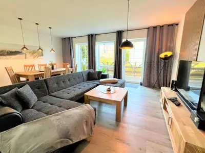 Ferienwohnung für 7 Personen (125 m²) in Binz (Ostseebad) 1/10