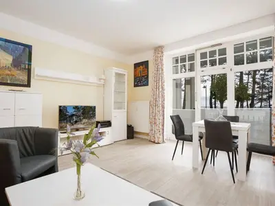 Ferienwohnung für 4 Personen (52 m²) in Binz (Ostseebad) 1/10