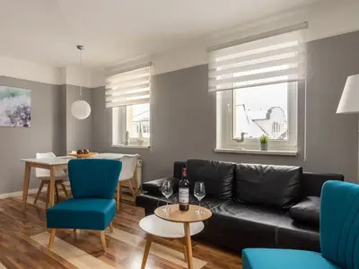 Ferienwohnung für 6 Personen (66 m²) in Binz (Ostseebad) 1/10