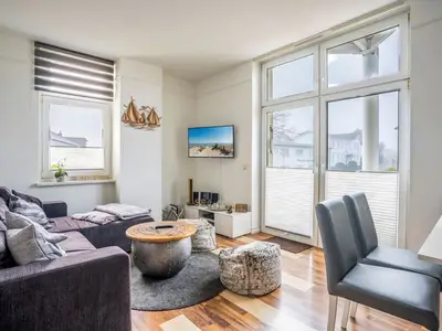 Ferienwohnung für 6 Personen (68 m²) in Binz (Ostseebad) 1/10