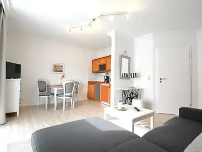 Ferienwohnung für 2 Personen (45 m²) in Binz (Ostseebad) 9/10