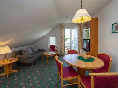Ferienwohnung für 2 Personen (32 m²) in Binz (Ostseebad) 1/10