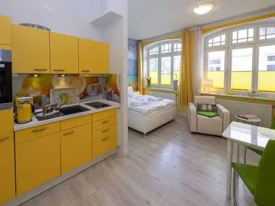 Ferienwohnung für 2 Personen (28 m²) in Binz (Ostseebad) 1/10