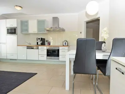 Ferienwohnung für 4 Personen (58 m²) in Binz (Ostseebad) 2/10