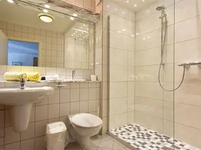 Ferienwohnung für 4 Personen (46 m²) in Binz (Ostseebad) 8/9