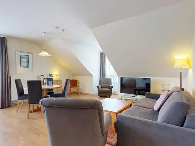 Ferienwohnung für 7 Personen (68 m²) in Binz (Ostseebad) 1/10