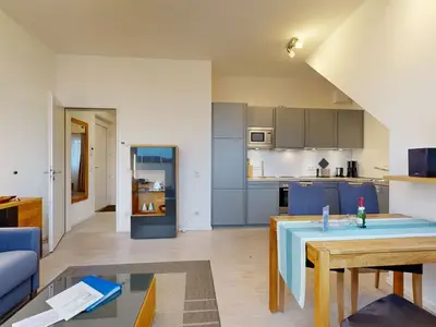 Ferienwohnung für 3 Personen (52 m²) in Binz (Ostseebad) 2/10