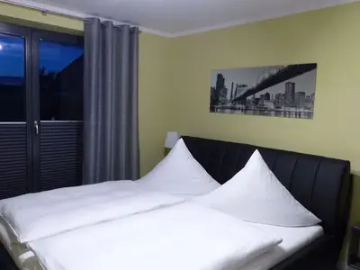 Ferienwohnung für 8 Personen (220 m²) in Binz (Ostseebad) 10/10