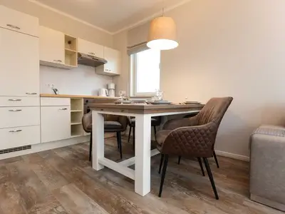 Ferienwohnung für 5 Personen (44 m²) in Binz (Ostseebad) 2/10