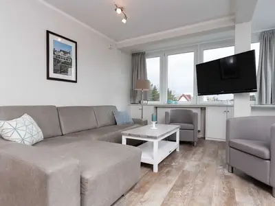 Ferienwohnung für 7 Personen (72 m²) in Binz (Ostseebad) 1/10