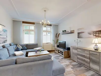 Ferienwohnung für 7 Personen (100 m²) in Binz (Ostseebad) 1/10