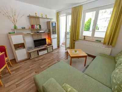 Ferienwohnung für 4 Personen (41 m²) in Binz (Ostseebad) 2/10