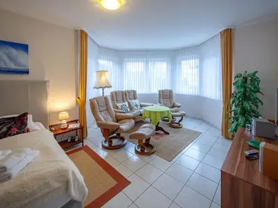 Ferienwohnung für 3 Personen (70 m²) in Binz (Ostseebad) 1/10